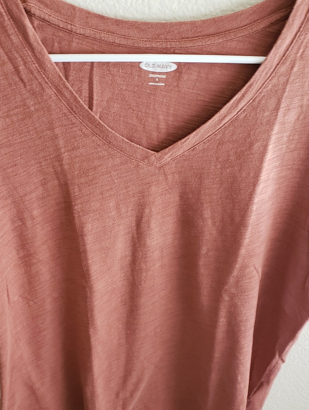 Women's Old Navy Bundle T-shirts - Picture 10 of 15
